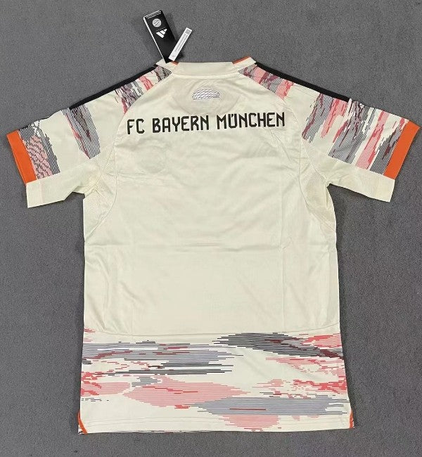 Bayern 2025/2026 away shirt